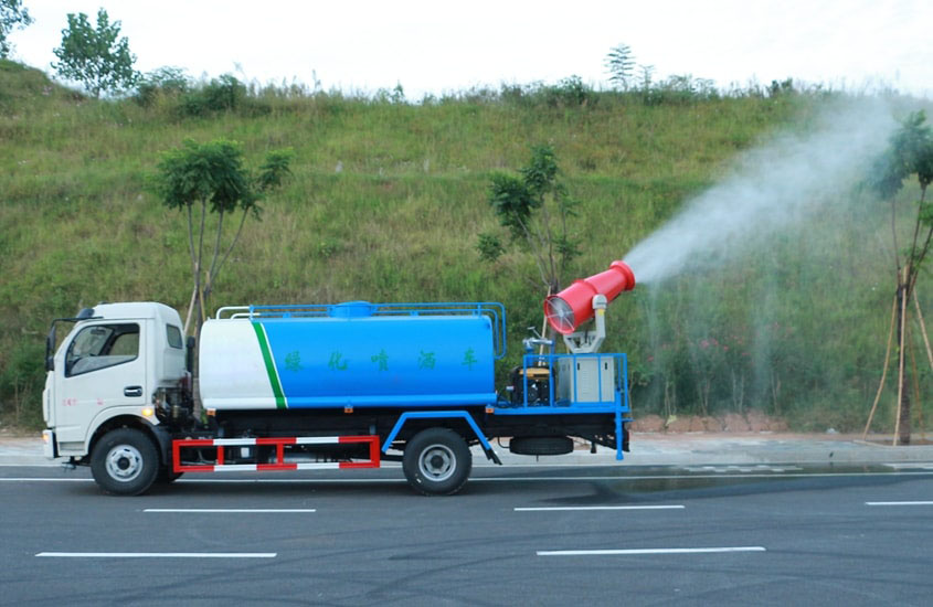東風20方綠化噴灑運水車高炮功能演示